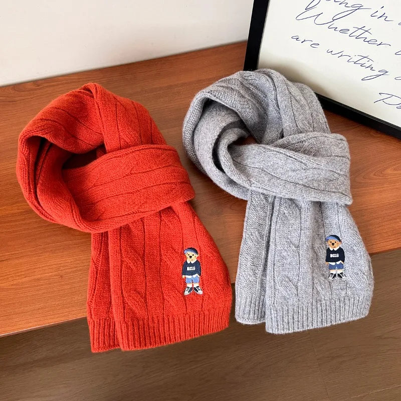 Écharpe 100% Laine Australienne – Tricot Torsadé Épais, Style Vintage avec Ours Brodé