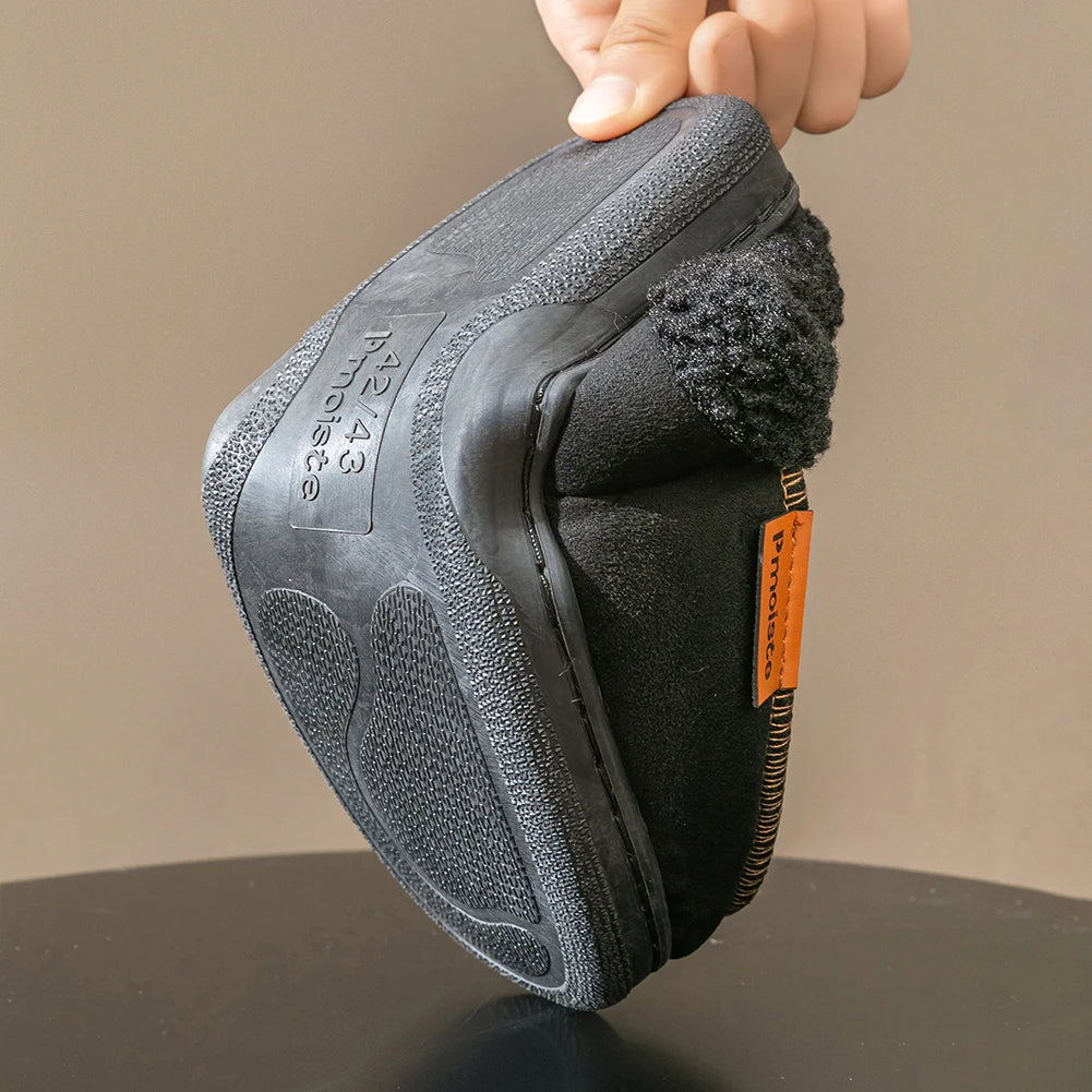 Pantoufles Chaudes en Daim Antidérapantes