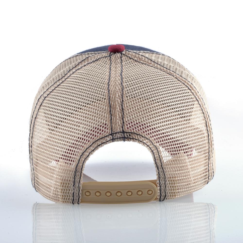 Casquette mixte avec animaux brodé