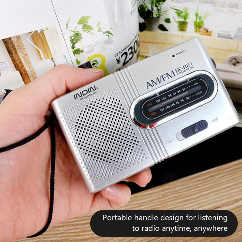 Radio Portable AM/FM avec Haut-Parleur Intégré – Ultra Légère