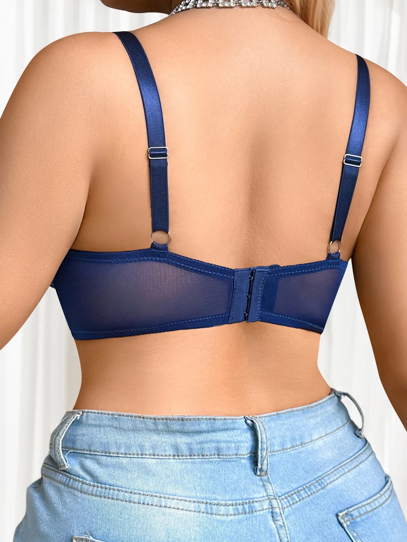 Soutien-Gorge Push-Up en Dentelle Brodée - Confort & Maintien Féminin