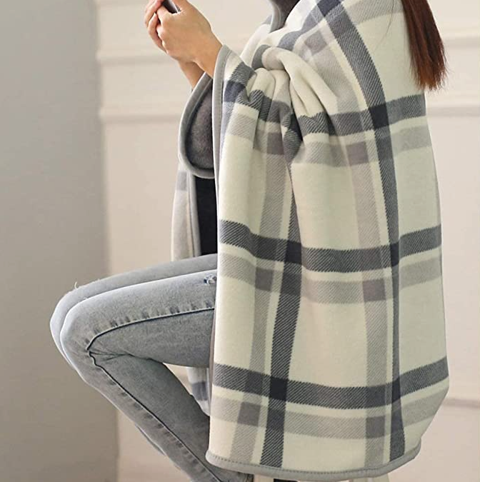 Plaid couverture poncho